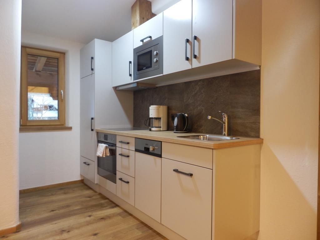 Haus Alpenflora Apartment Флирш Екстериор снимка